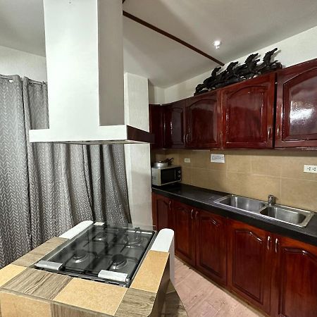 פנגלאו Alona Park Residence - 3 Bedroom Apartment- Alex And Jesa Unit מראה חיצוני תמונה