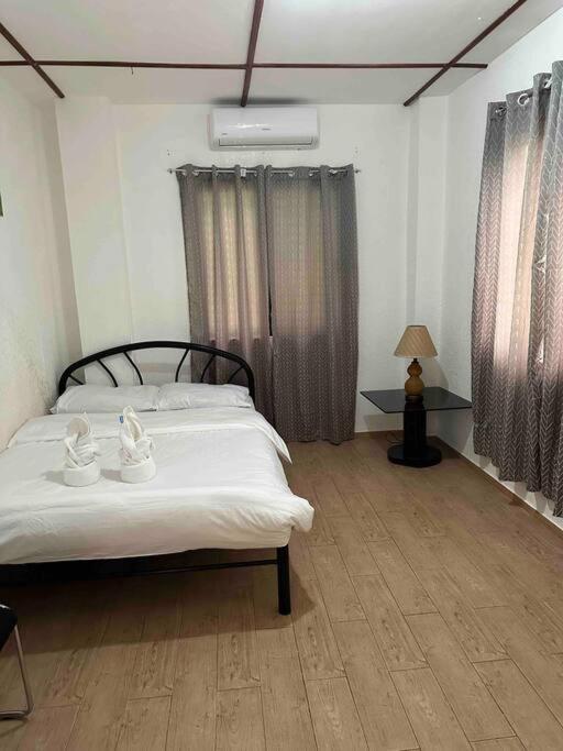 פנגלאו Alona Park Residence - 3 Bedroom Apartment- Alex And Jesa Unit מראה חיצוני תמונה